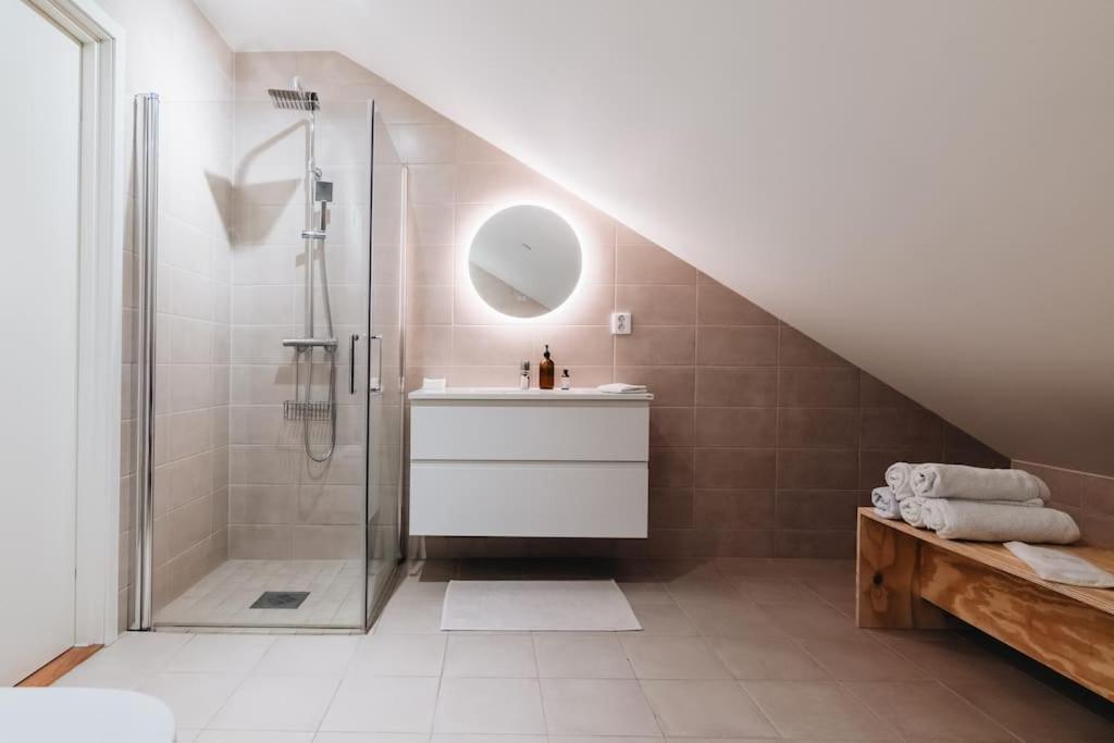 Beautiful Penthouse With An Ocean View In Bergen Apartman Kültér fotó